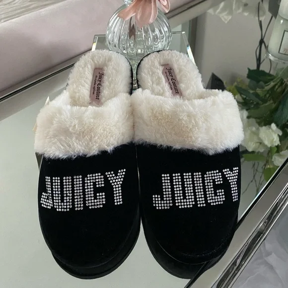 🩷Juicy Slippers🩷 - Picture 1 of 6